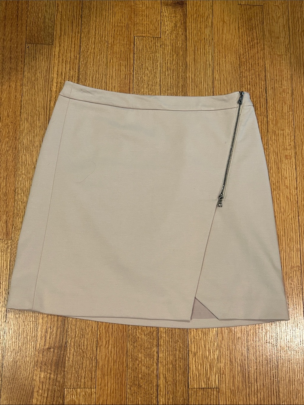 mercer & madison Tan Mini Skirt with Asymmetric Zip Size 8